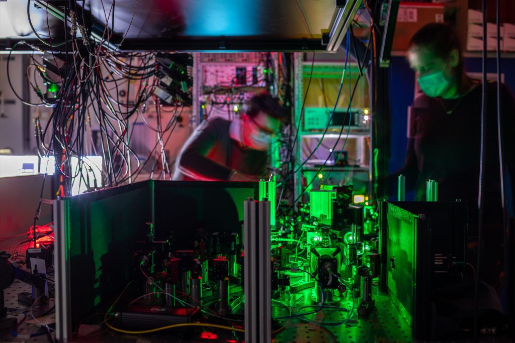 QuTech researchers teleport quantum information across rudimentary quantum network