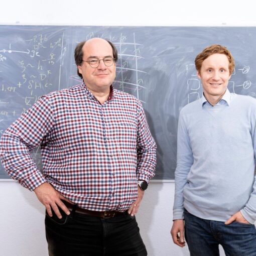 The two PSI physicists Andreas Läuchli (left) and Andreas Elben were involved in developing a new type of digital-analogue quantum simulator. Credit: © Paul Scherrer Institute PSI/Mahir Dzambegovic